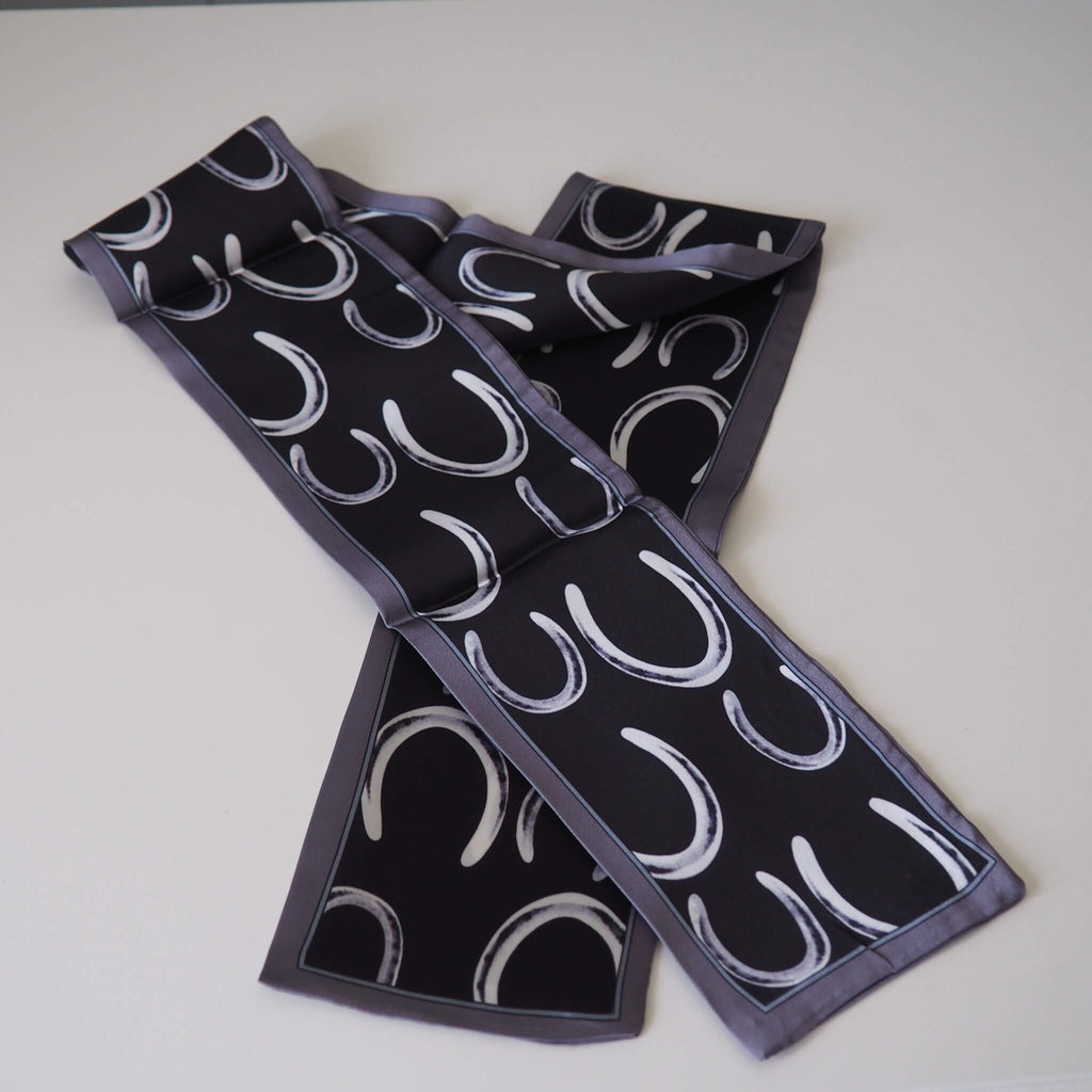 Horse Shoe Twilly Scarf