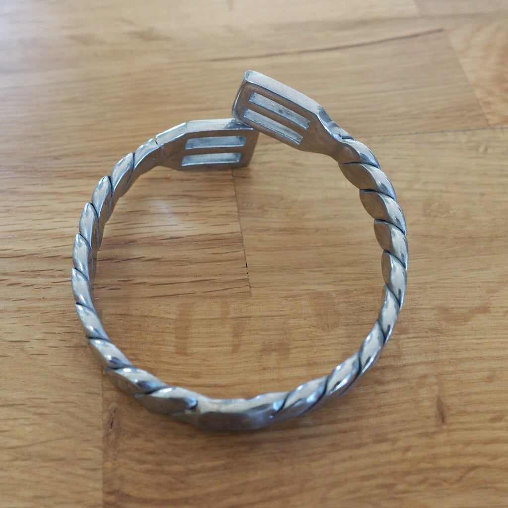 Mens Rope Spur Bangle