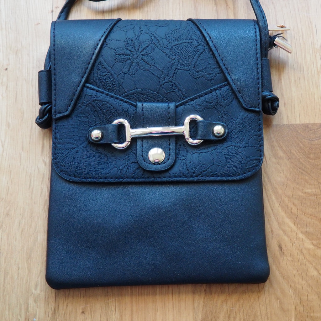 Snaffle Bit Flap Bag