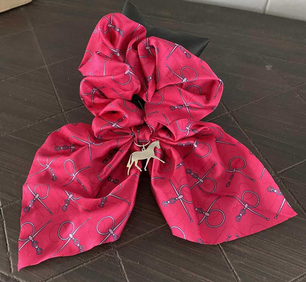 Waterford Snaffle Scrunchie - Pink