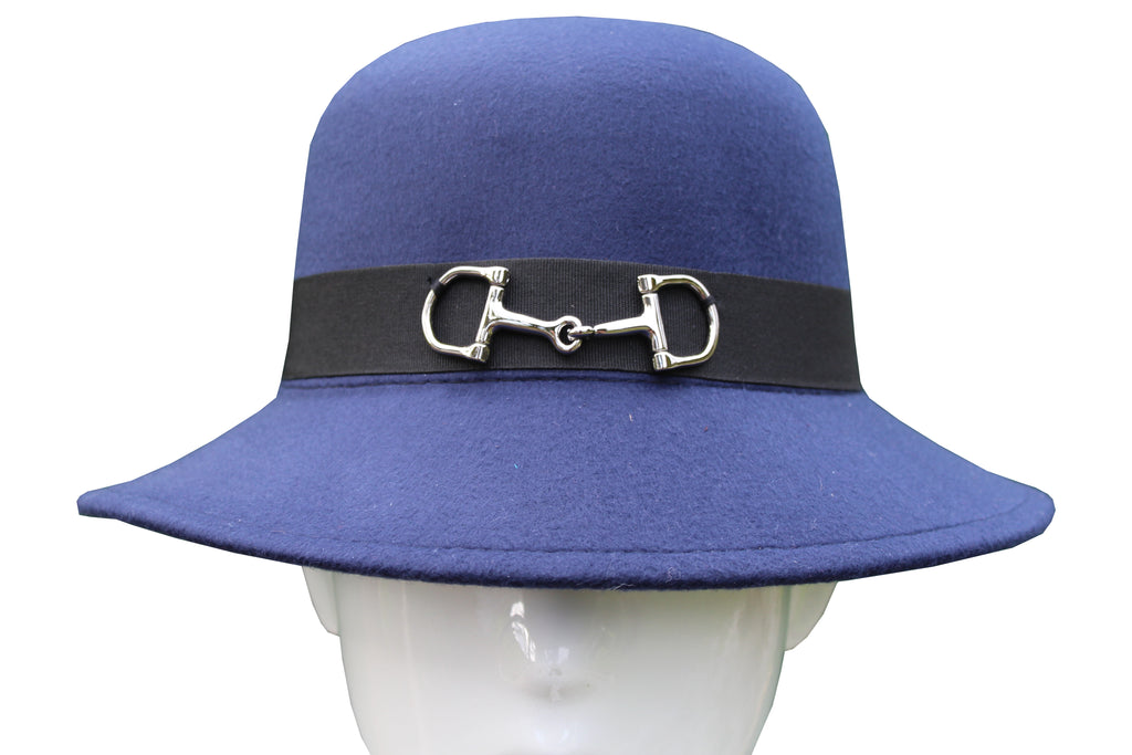 Blue hat - Snaffle Detail