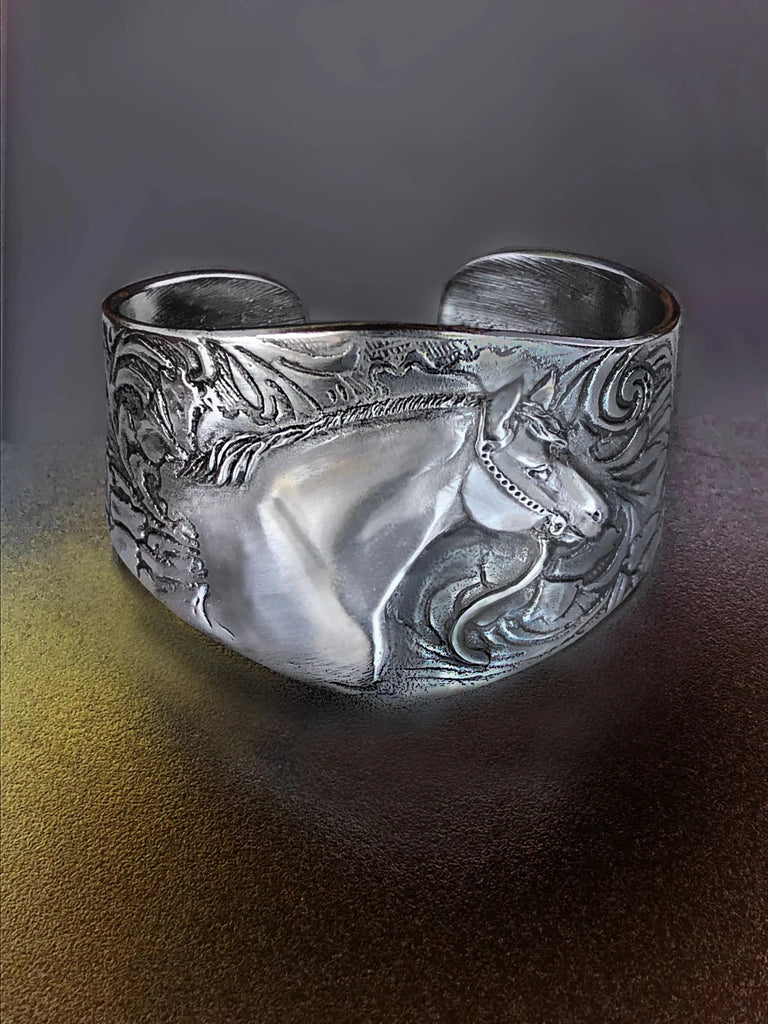 Quarter Horse Cuff