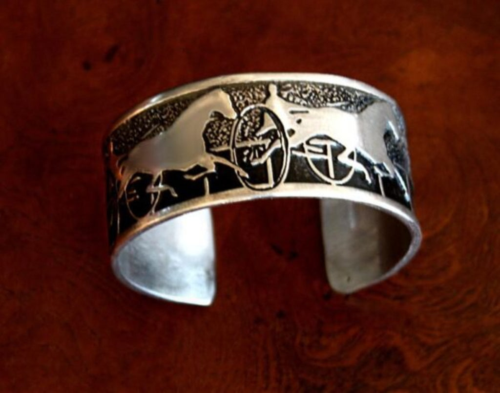 Standardbred Cuff