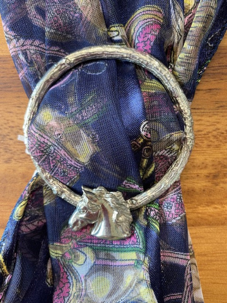 Twig Stallion Heads Scarf Ring
