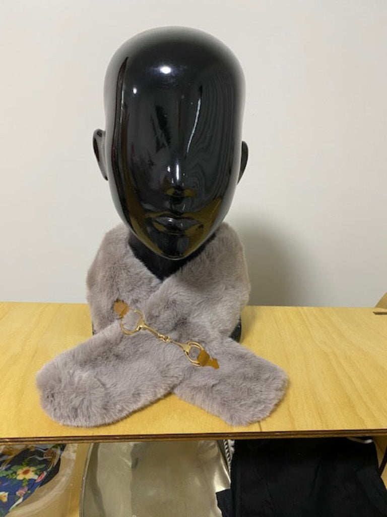 Verry Elleegant Snaffle Neck Warmers