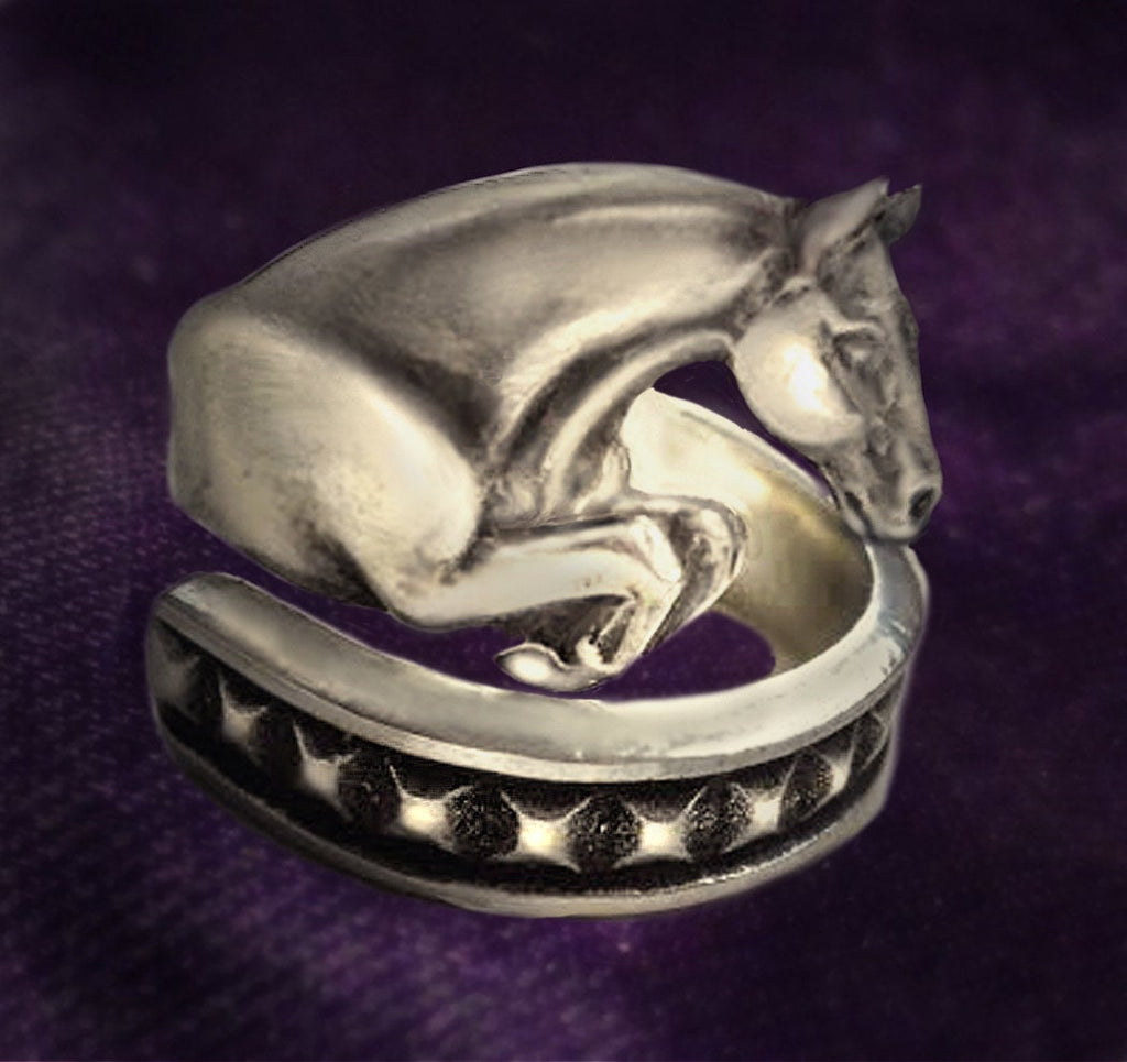 Jumper Horse Head Ring